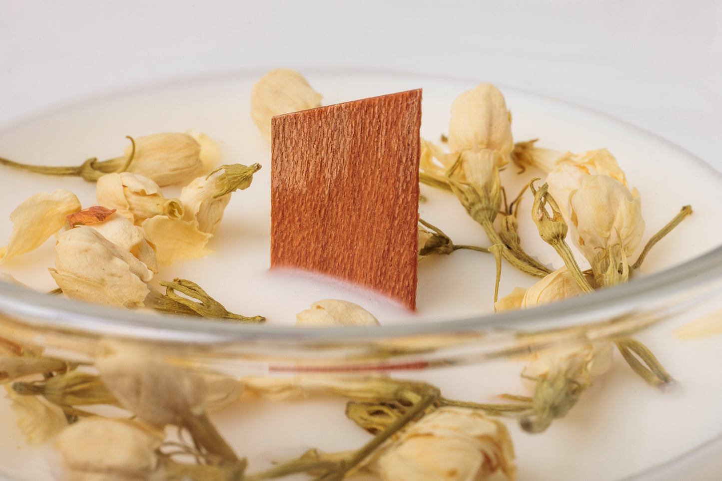 Earth & Smoke (Zem a dym)