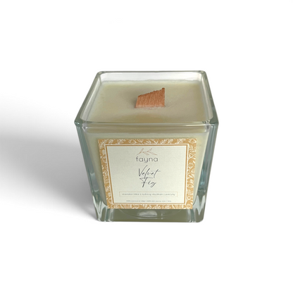 Sviečka Velvet Fig – pohľad zboku
